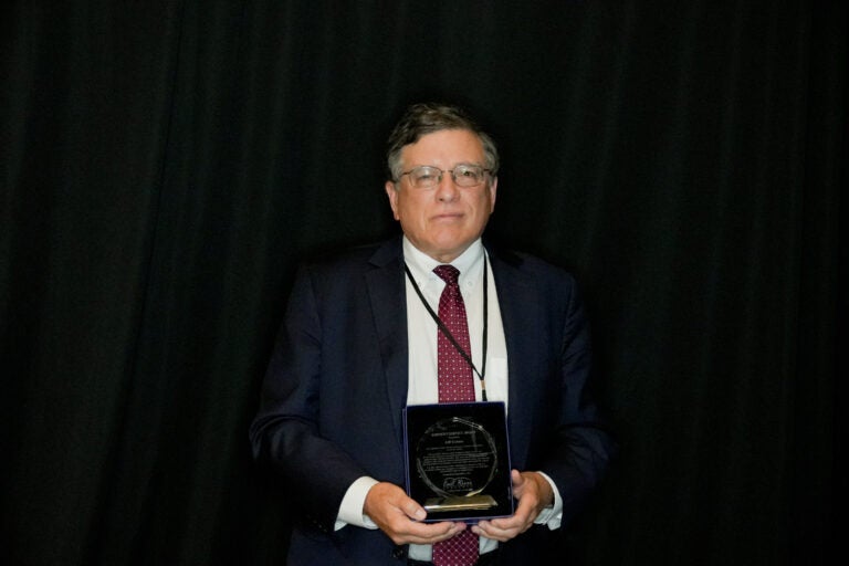 Jeff Genzer, President at Duncan, Weinberg, Genzer & Pembroke law office was presented with the Eminent Service award.