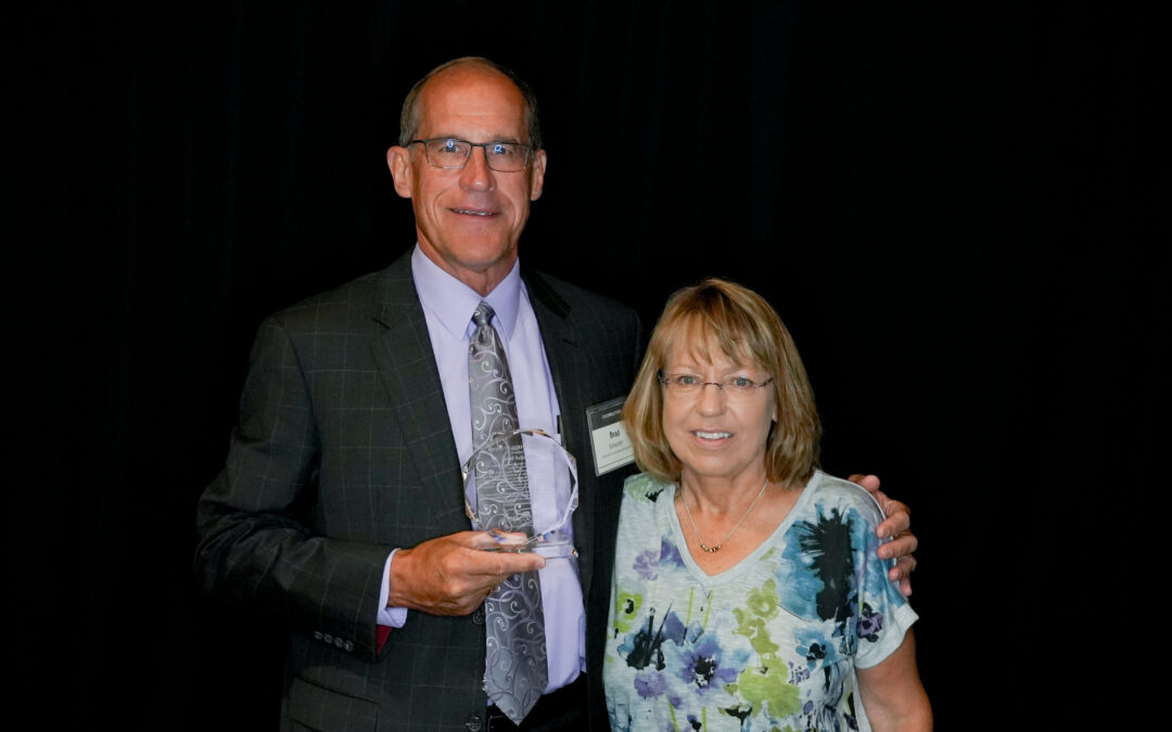 Brad Schardin Receives Eminent Service Award from East River Electric Power Cooperative